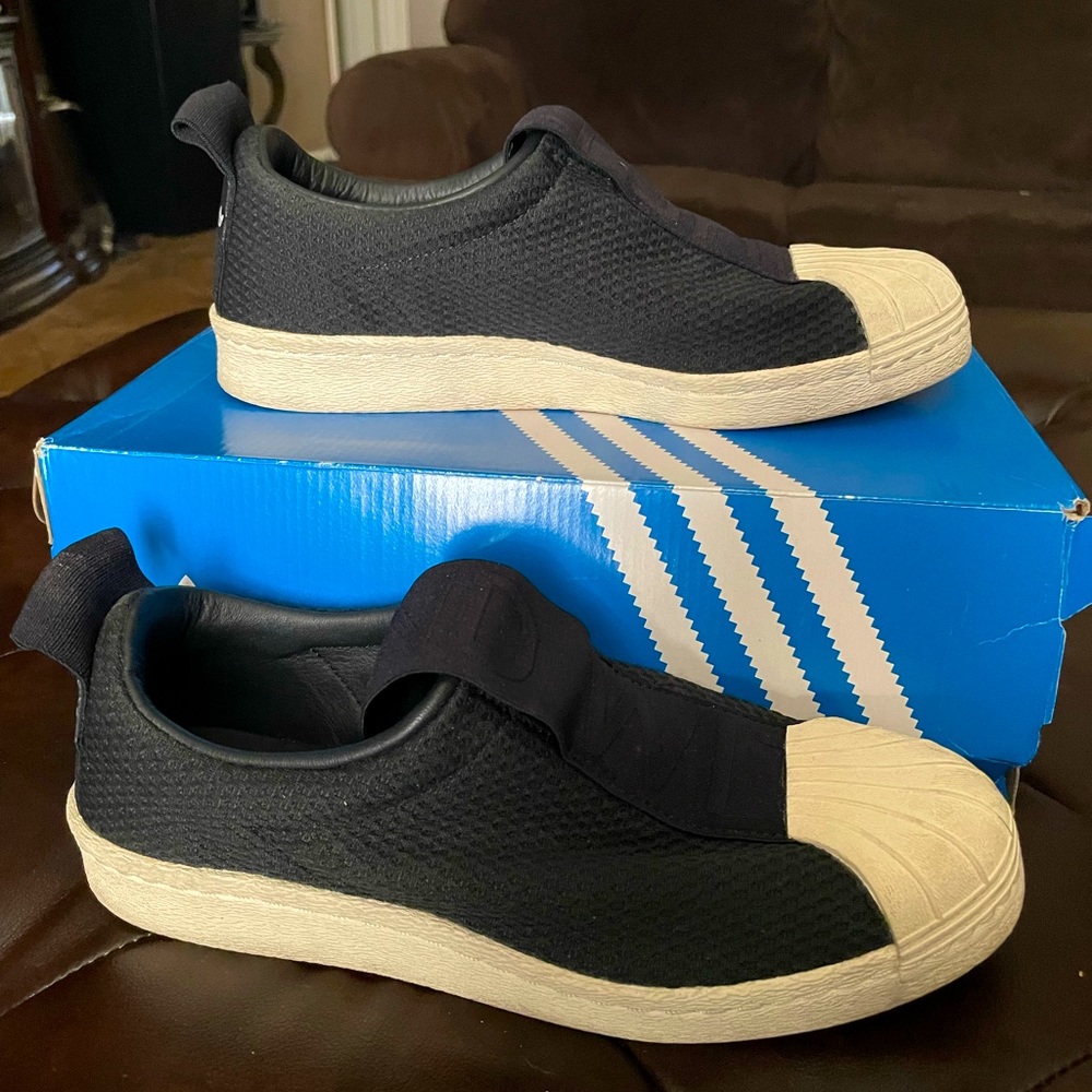 Adidas women superstar Bw35 Slipon.Size 8 gentle used.